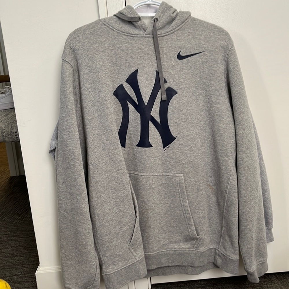 Nike NY Yankees sweatshirt